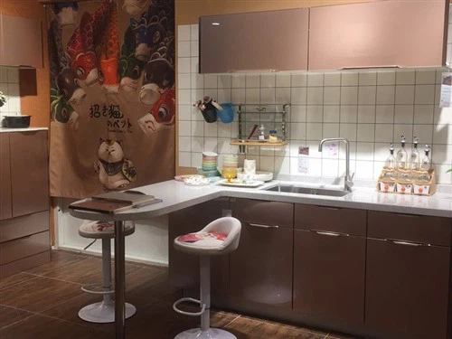 कस्टम रसोई अलमारियाँ